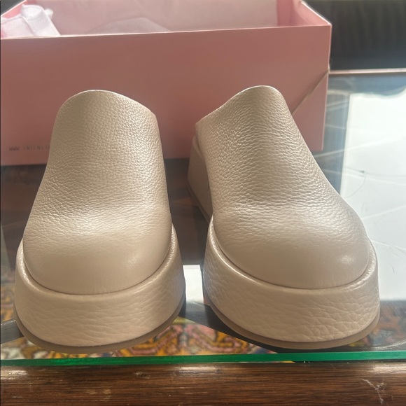 Intentionally Blank RISEN PLATFORM MULE Size 7CREAM / LEATHER / 7 - Picture 3 of 4